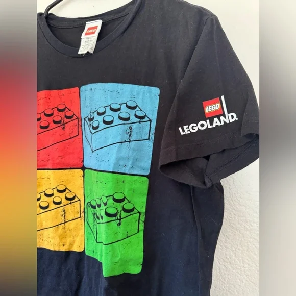 ❗️SOLD❗️Lego Men’s Shirt - Picture 3 of 3